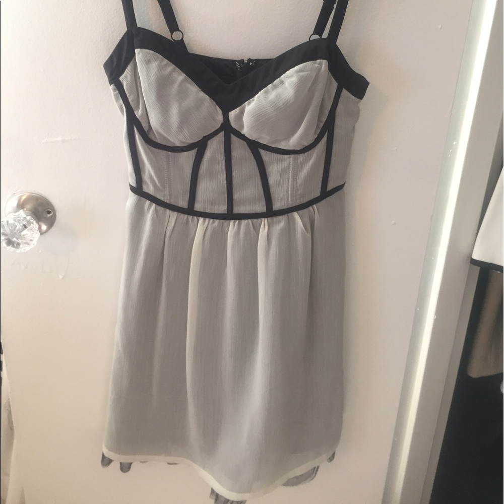 Guess Cream & Black Dress